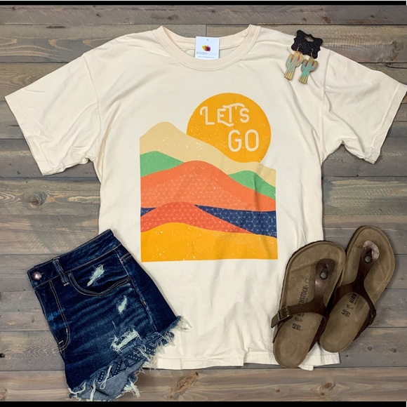 Vintage style t-shirt Let’s Go design - Picture 1 of 3
